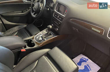 Внедорожник / Кроссовер Audi Q5 2016 в 