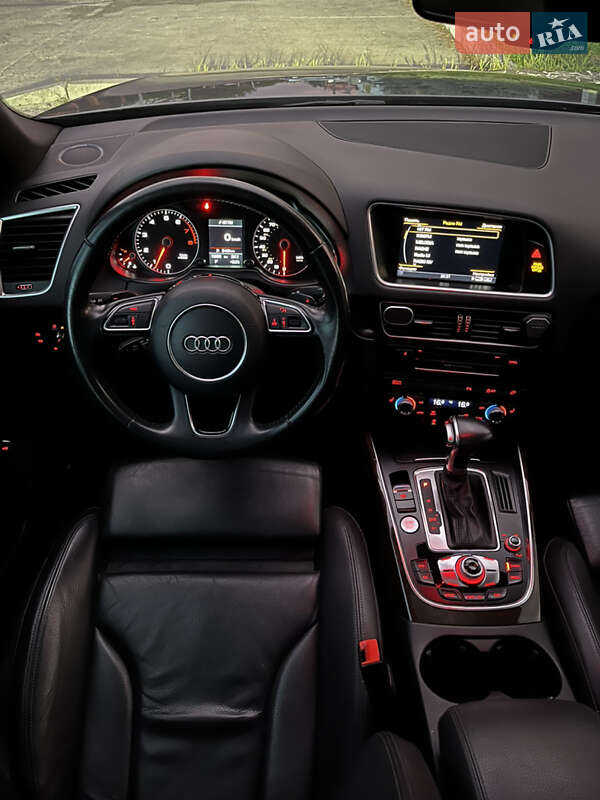 Внедорожник / Кроссовер Audi Q5 2015 в Киеве