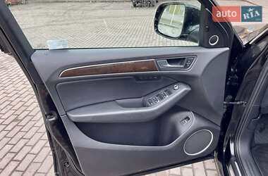 Позашляховик / Кросовер Audi Q5 2013 в 