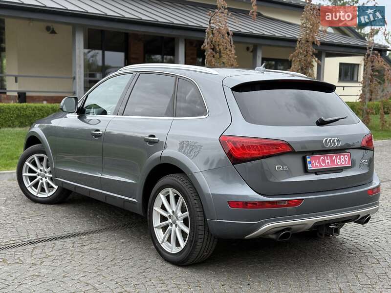 Позашляховик / Кросовер Audi Q5 2016 в Львові