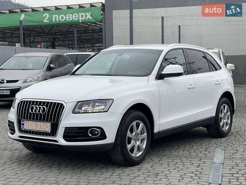 Позашляховик / Кросовер Audi Q5 2013 в 