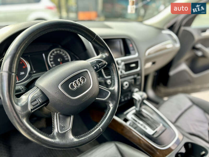 Внедорожник / Кроссовер Audi Q5 2013 в Тернополе