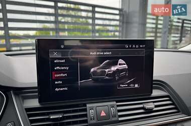 Внедорожник / Кроссовер Audi Q5 2021 в 
