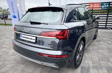 Внедорожник / Кроссовер Audi Q5 2021 в 