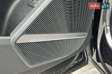 Внедорожник / Кроссовер Audi Q5 2021 в 