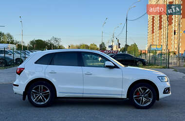 Позашляховик / Кросовер Audi Q5 2012 в 