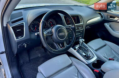 Позашляховик / Кросовер Audi Q5 2012 в 