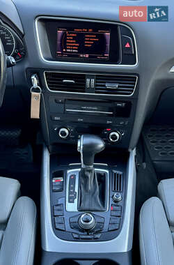 Позашляховик / Кросовер Audi Q5 2012 в 
