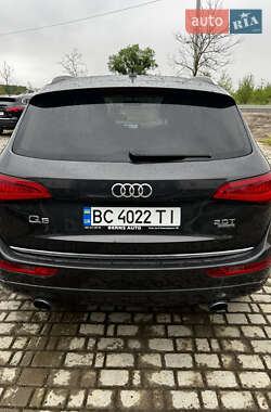 Позашляховик / Кросовер Audi Q5 2015 в 