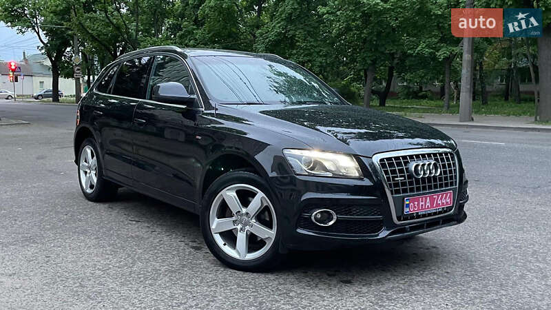 Внедорожник / Кроссовер Audi Q5 2011 в 