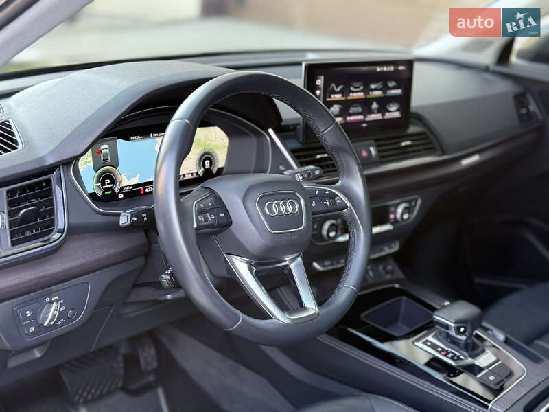 Внедорожник / Кроссовер Audi Q5 2021 в Одессе