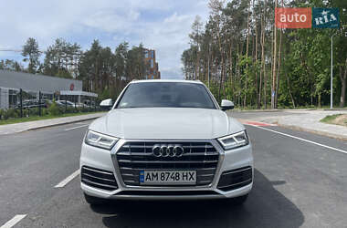 Внедорожник / Кроссовер Audi Q5 2018 в Житомире