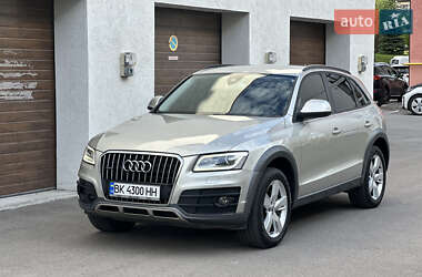 Позашляховик / Кросовер Audi Q5 2012 в 