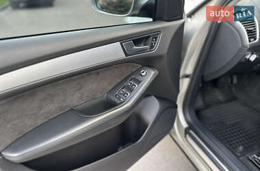 Позашляховик / Кросовер Audi Q5 2012 в 