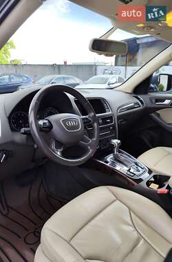 Внедорожник / Кроссовер Audi Q5 2013 в 