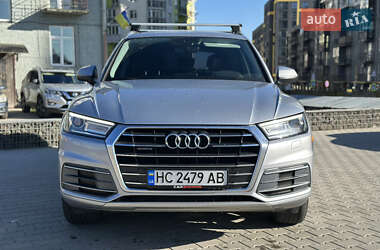 Внедорожник / Кроссовер Audi Q5 2017 в 