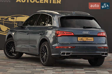 Позашляховик / Кросовер Audi Q5 2017 в 