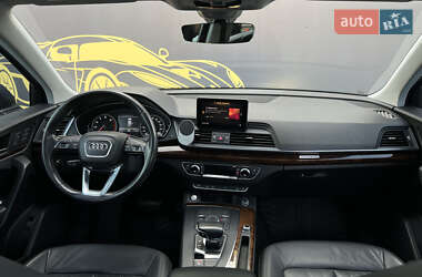 Позашляховик / Кросовер Audi Q5 2017 в 
