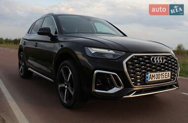 Позашляховик / Кросовер Audi Q5 2021 в 