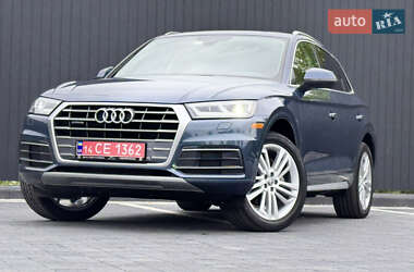 Внедорожник / Кроссовер Audi Q5 2018 в 
