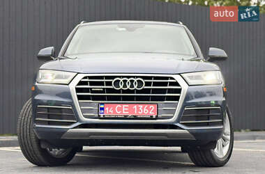 Внедорожник / Кроссовер Audi Q5 2018 в 