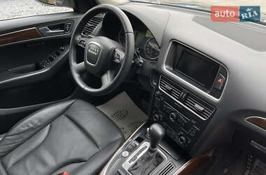 Внедорожник / Кроссовер Audi Q5 2012 в 