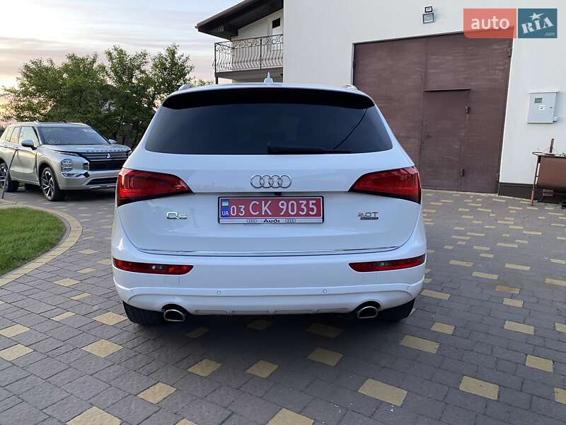 Позашляховик / Кросовер Audi Q5 2015 в Рівному