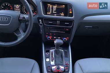 Внедорожник / Кроссовер Audi Q5 2015 в 