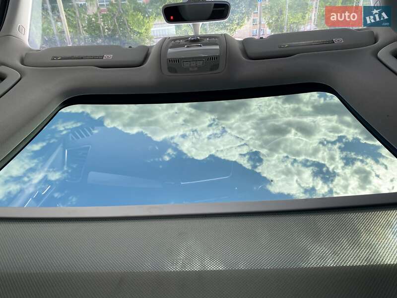 Позашляховик / Кросовер Audi Q5 2015 в Рівному