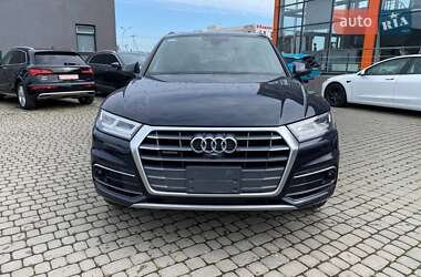 Внедорожник / Кроссовер Audi Q5 2018 в 