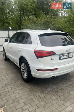 Внедорожник / Кроссовер Audi Q5 2012 в 