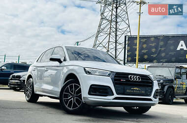 Внедорожник / Кроссовер Audi Q5 2018 в 