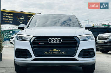 Внедорожник / Кроссовер Audi Q5 2018 в 