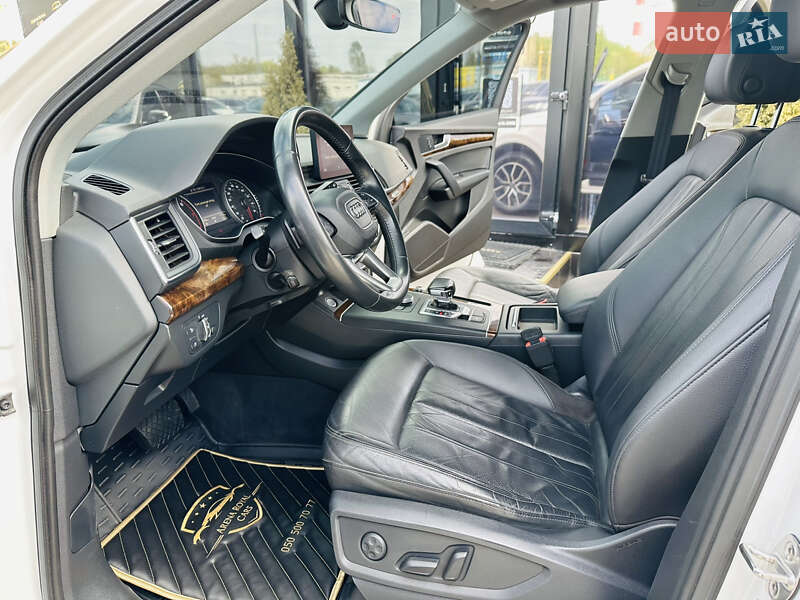 Внедорожник / Кроссовер Audi Q5 2018 в Харькове