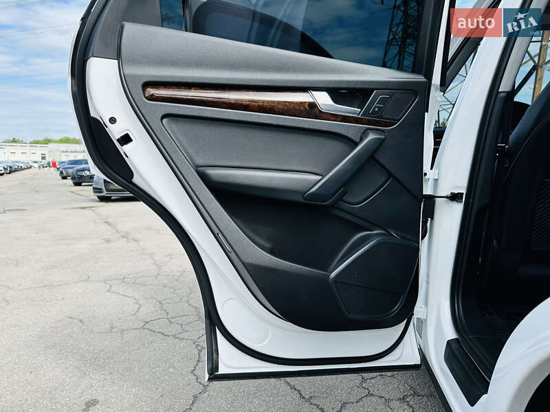 Внедорожник / Кроссовер Audi Q5 2018 в Харькове