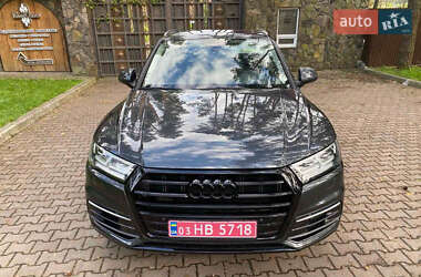 Позашляховик / Кросовер Audi Q5 2020 в Львові