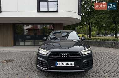 Внедорожник / Кроссовер Audi Q5 2017 в 