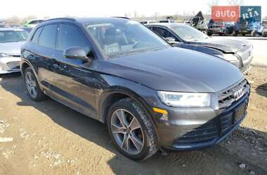 Внедорожник / Кроссовер Audi Q5 2020 в 