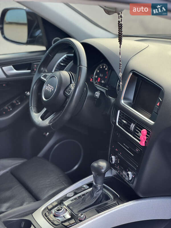 Позашляховик / Кросовер Audi Q5 2013 в Івано-Франківську