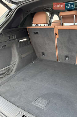 Внедорожник / Кроссовер Audi Q5 2022 в 