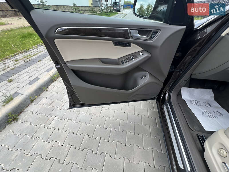 Позашляховик / Кросовер Audi Q5 2014 в Луцьку