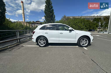 Позашляховик / Кросовер Audi Q5 2016 в Києві