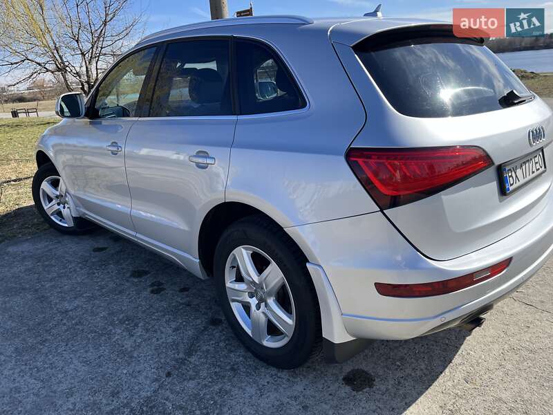 Внедорожник / Кроссовер Audi Q5 2010 в Нетешине фото 24 Внедорожник / Кроссовер Audi Q5 2010 в Нетешине