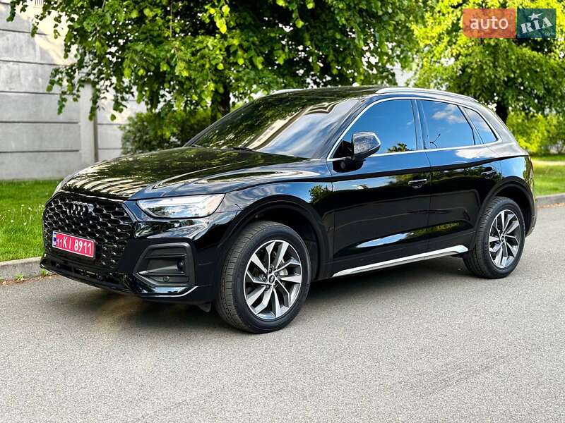 Внедорожник / Кроссовер Audi Q5 2021 в Киеве