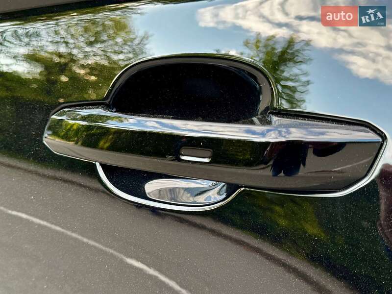 Внедорожник / Кроссовер Audi Q5 2021 в Киеве