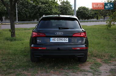 Позашляховик / Кросовер Audi Q5 2017 в 