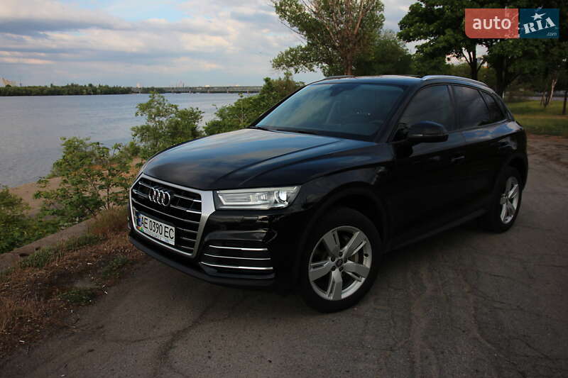 Внедорожник / Кроссовер Audi Q5 2017 в Днепре