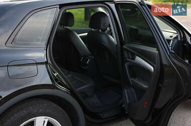 Позашляховик / Кросовер Audi Q5 2017 в 