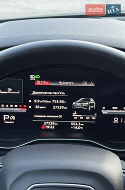 Внедорожник / Кроссовер Audi Q5 2021 в 