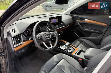 Внедорожник / Кроссовер Audi Q5 2022 в 